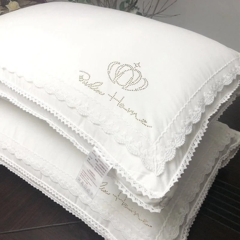 Новинка Подушка из серии Корона наполнител Натуральный шелк и микрогель Подушка это просто