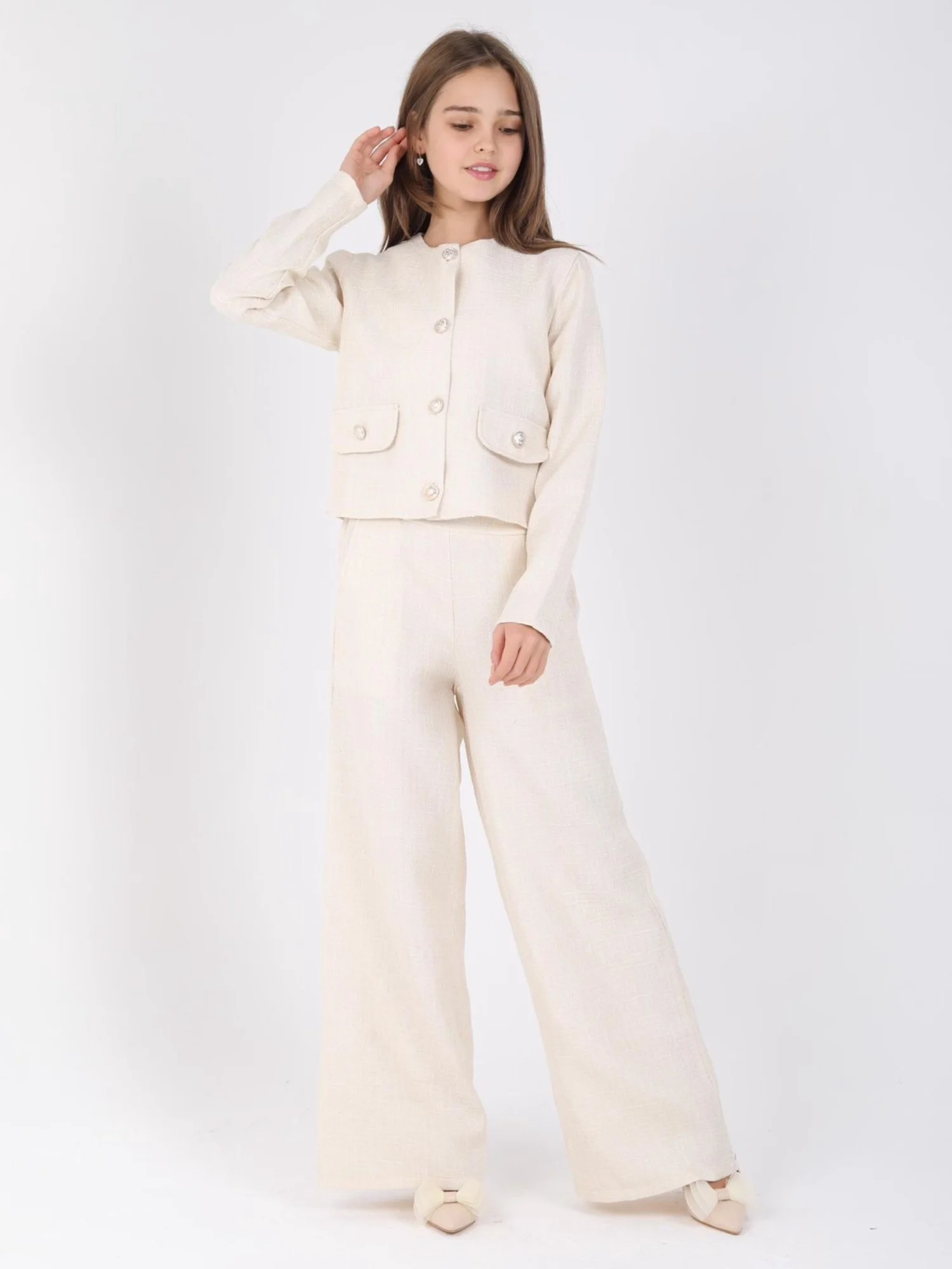 Цена штучно: 2000руб Цена оптом: 1800руб упак. 4шт=7200руб Костюм двойка, твид Размеры 140