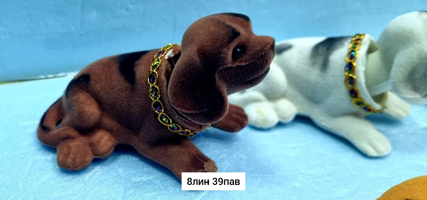 Игрушка, пластик Ностальгический аксессуар для салона автомобиля с изображением собаки Мес