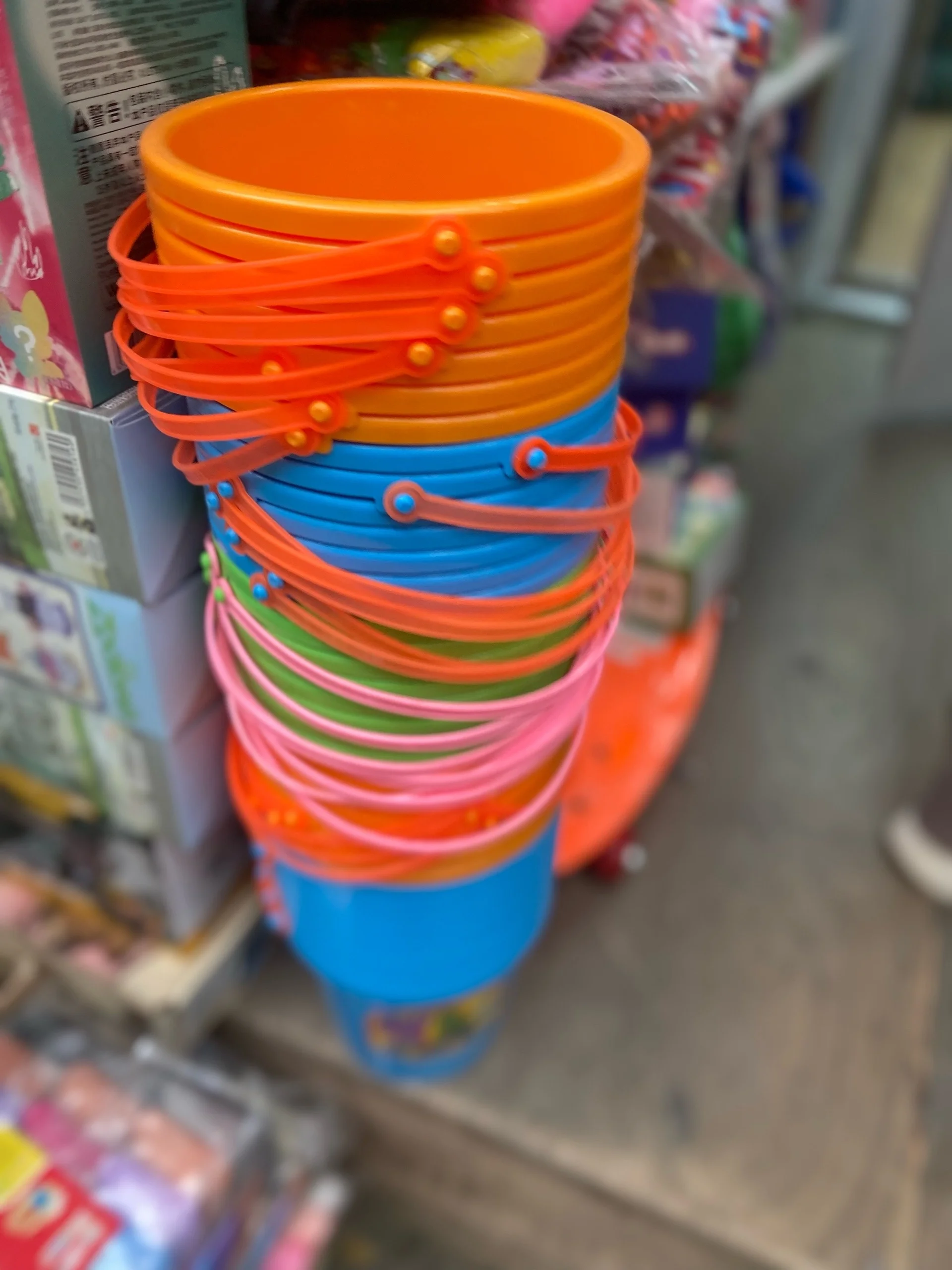 Ведерко для песочницы детское Кассон . Цена 120 . Цена 5 100=500