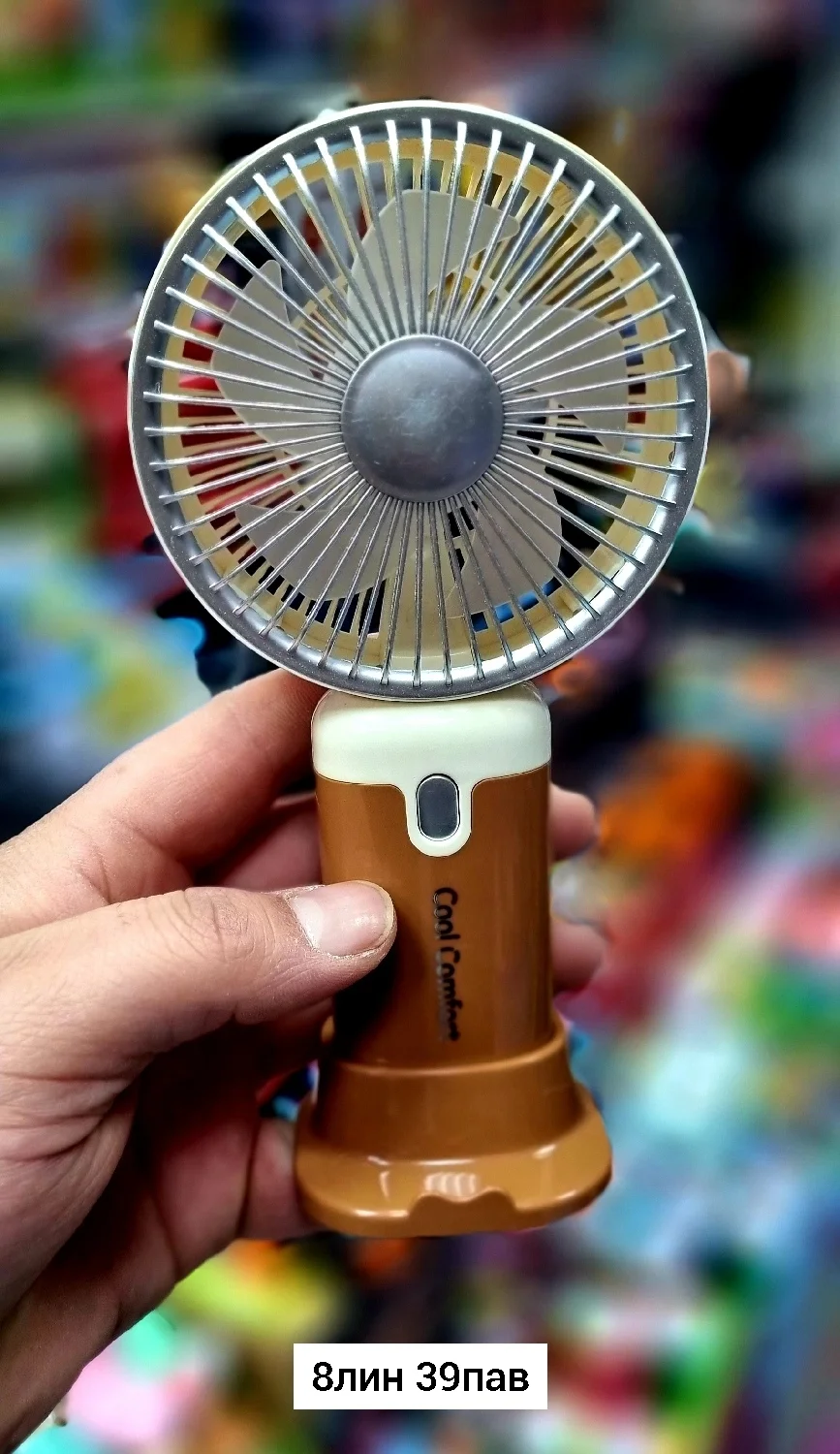 Игрушка, пластик Мини вентилятор имеет компактный размер. Вентилятор настольный мини USB л