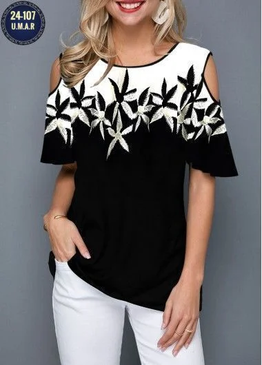 Супер распродажа Блузка Ткань лайт с сублимация Размеры 48-50 52-54 56-58 Цена 300 рублей