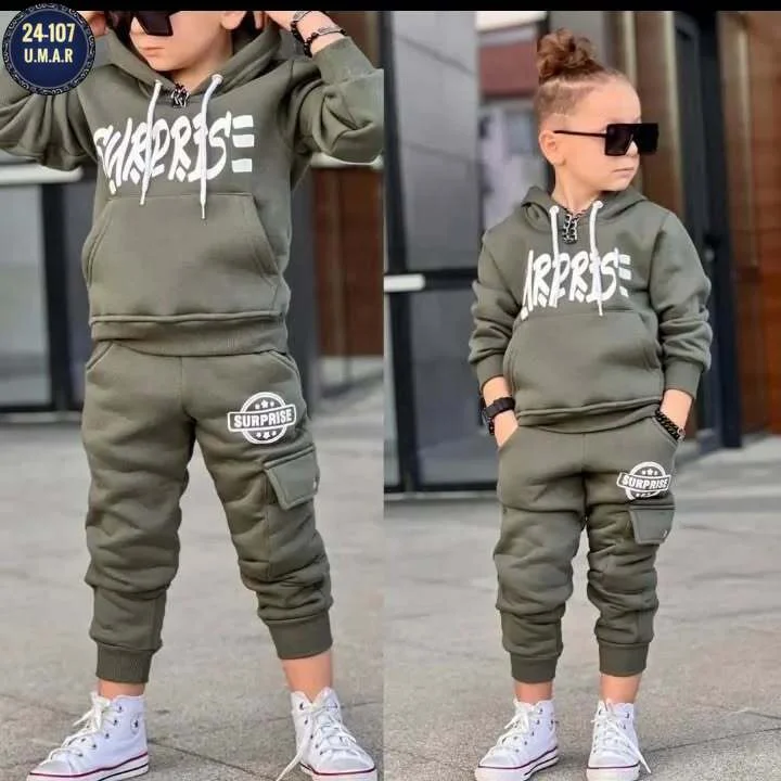 РАСПРОДАЖА КОСТЮМ ДВОЙКА ДЕТСКИЙ ТКАНЬ: ФЛИС РОСТ:116/122/128/134/140/146 ЦЕНА: 500 РУБЛЕЙ