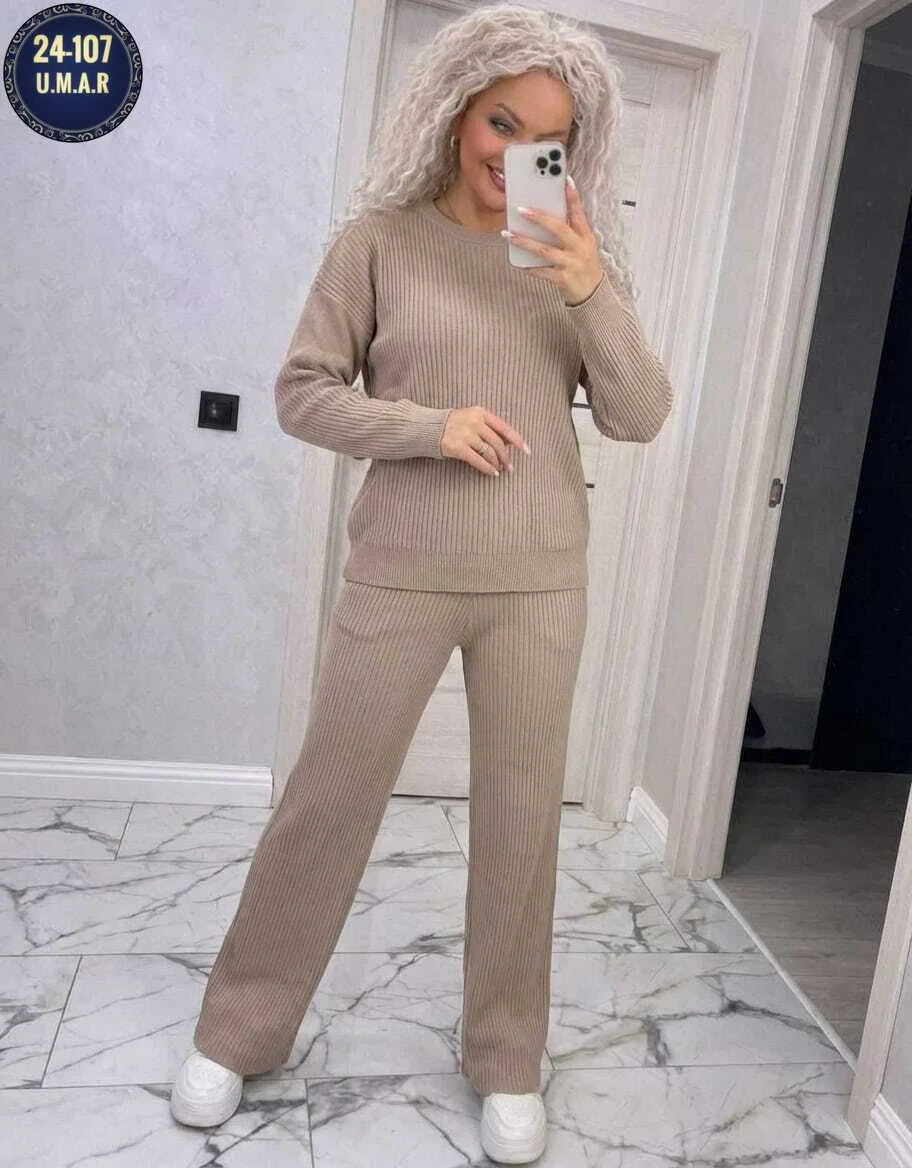 Получили новинку Модные женские двойки Ткань Турецкий лапша теплый Цена 700 Размера 44-54
