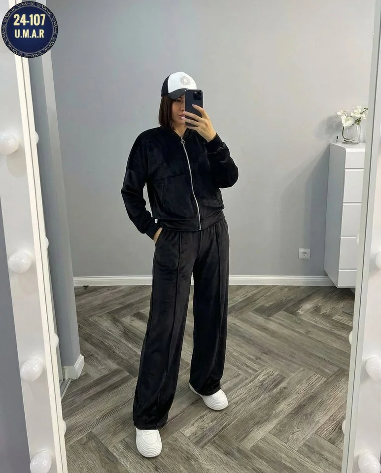 Снова на продажа прогулочный Костюм Смотрется Шикарно и модно, штаны на резинка отличная п