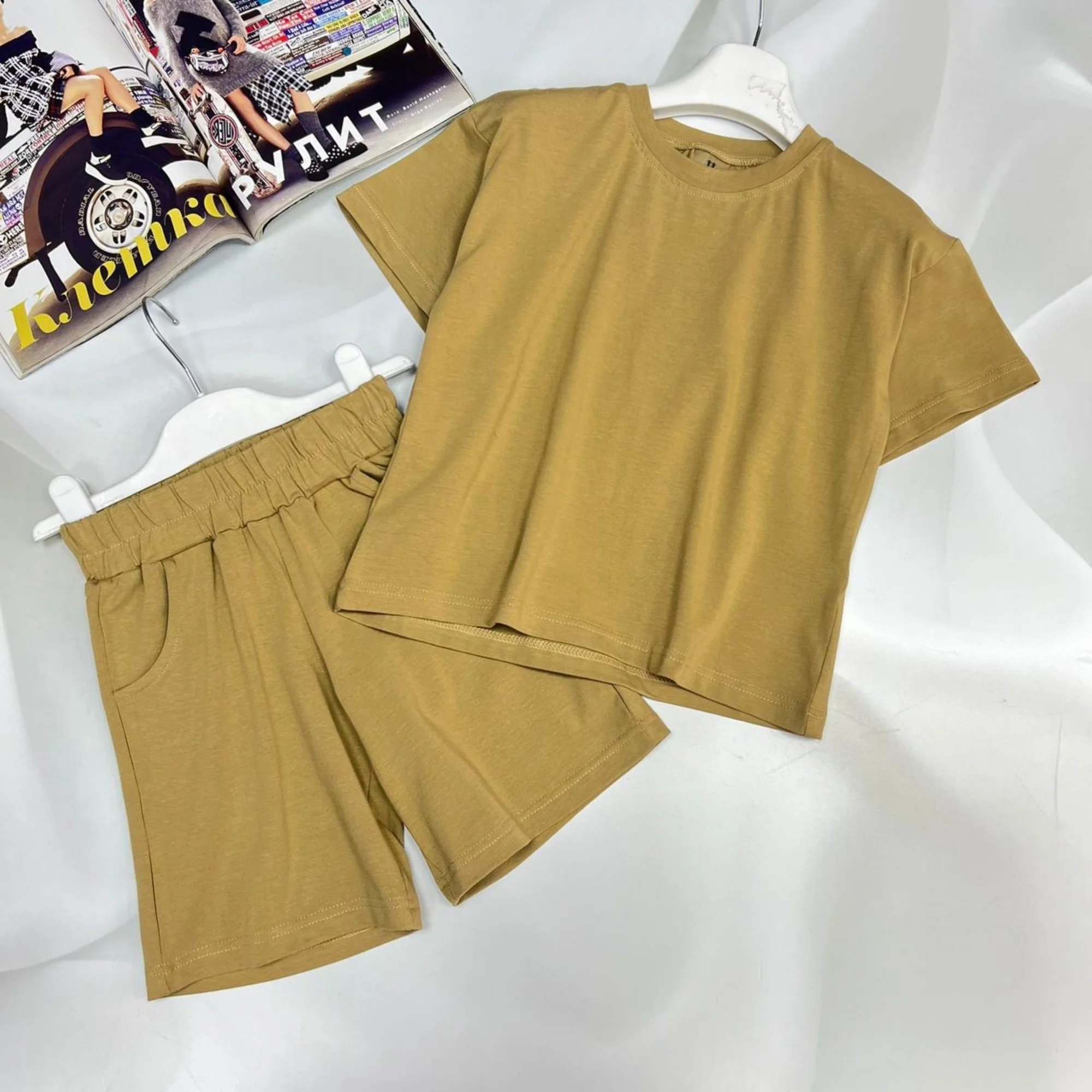 Цена штучно: 1000руб Цена оптом: 800руб упак. 5шт=4000руб Костюм двойка, трикотаж Размеры