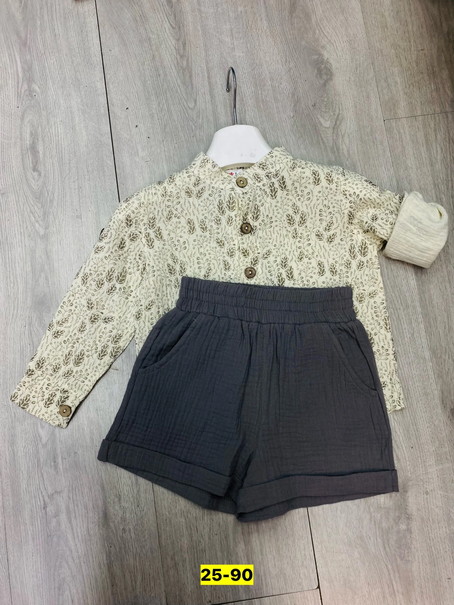 Цена штучно: 850руб Цена оптом: 750руб упак. 5шт=3750руб Костюм двойка, хлопок Размеры 98-