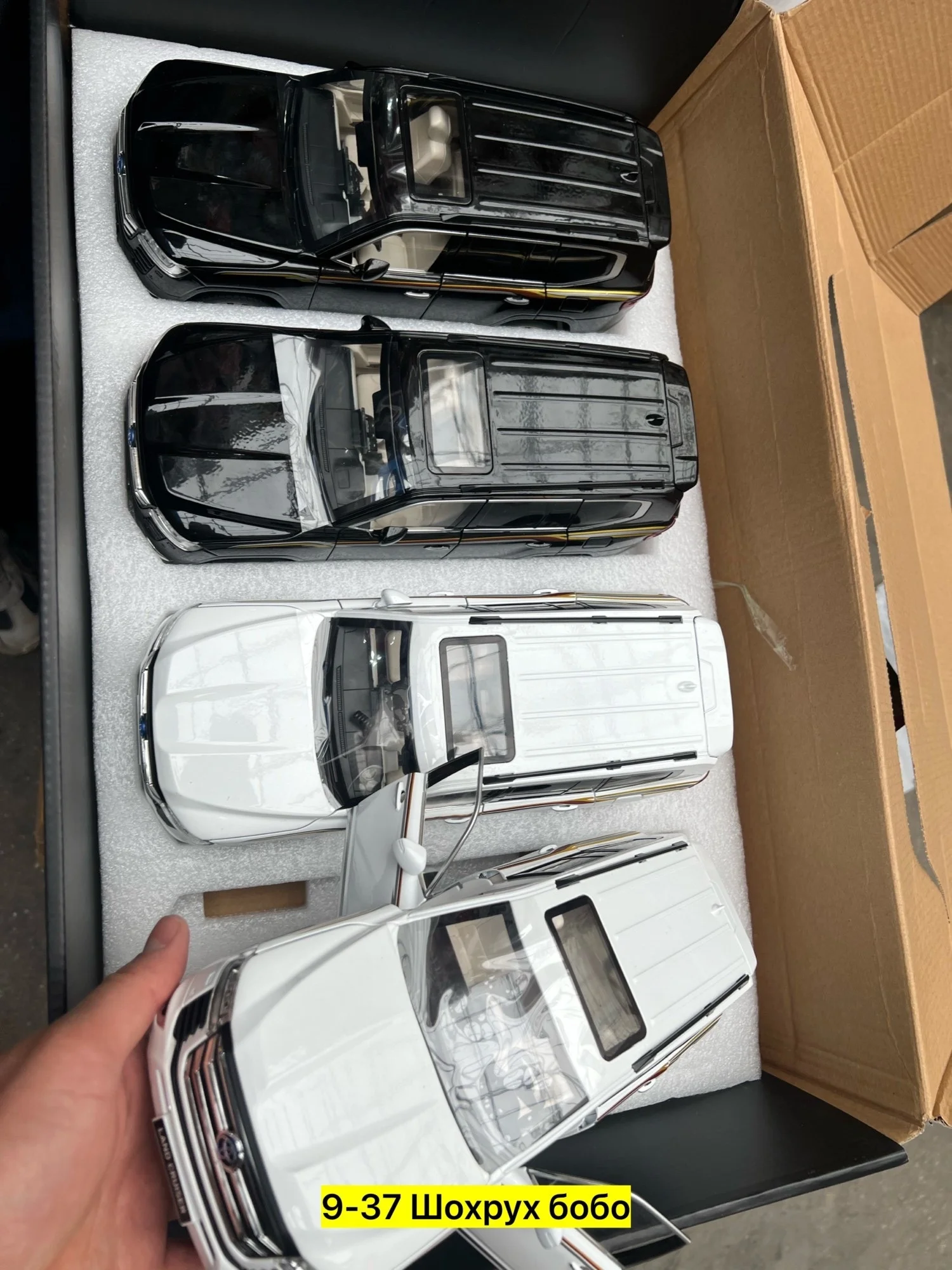 Цена штучно: 2000руб Игрушка, металл Для мужчин и для женщин Металлическая модель Land Cru