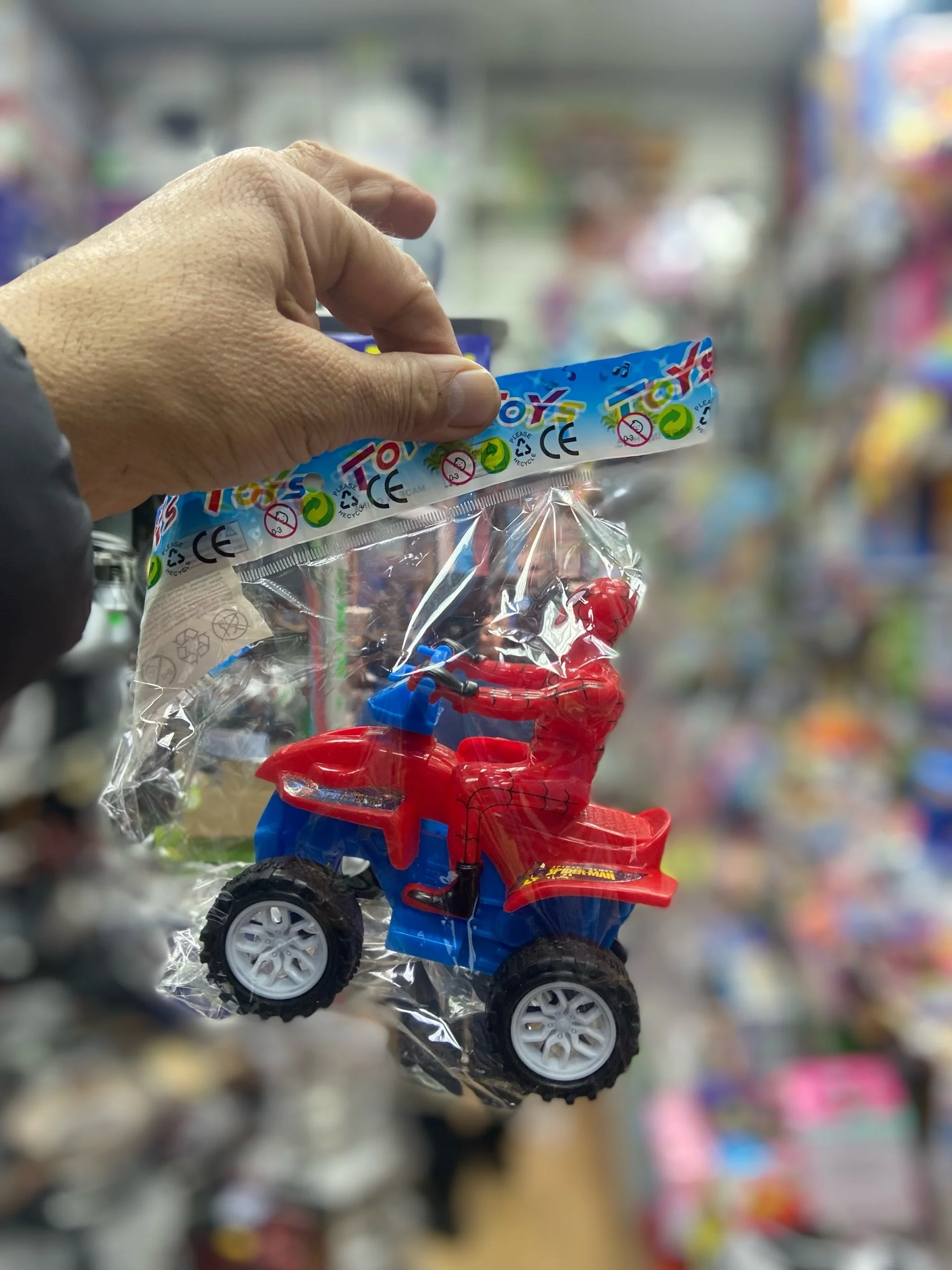 Новинка Цена 150 Квадрадцикл с человеком пауком Материал пластик Размер 14:12:8 см Вид тов