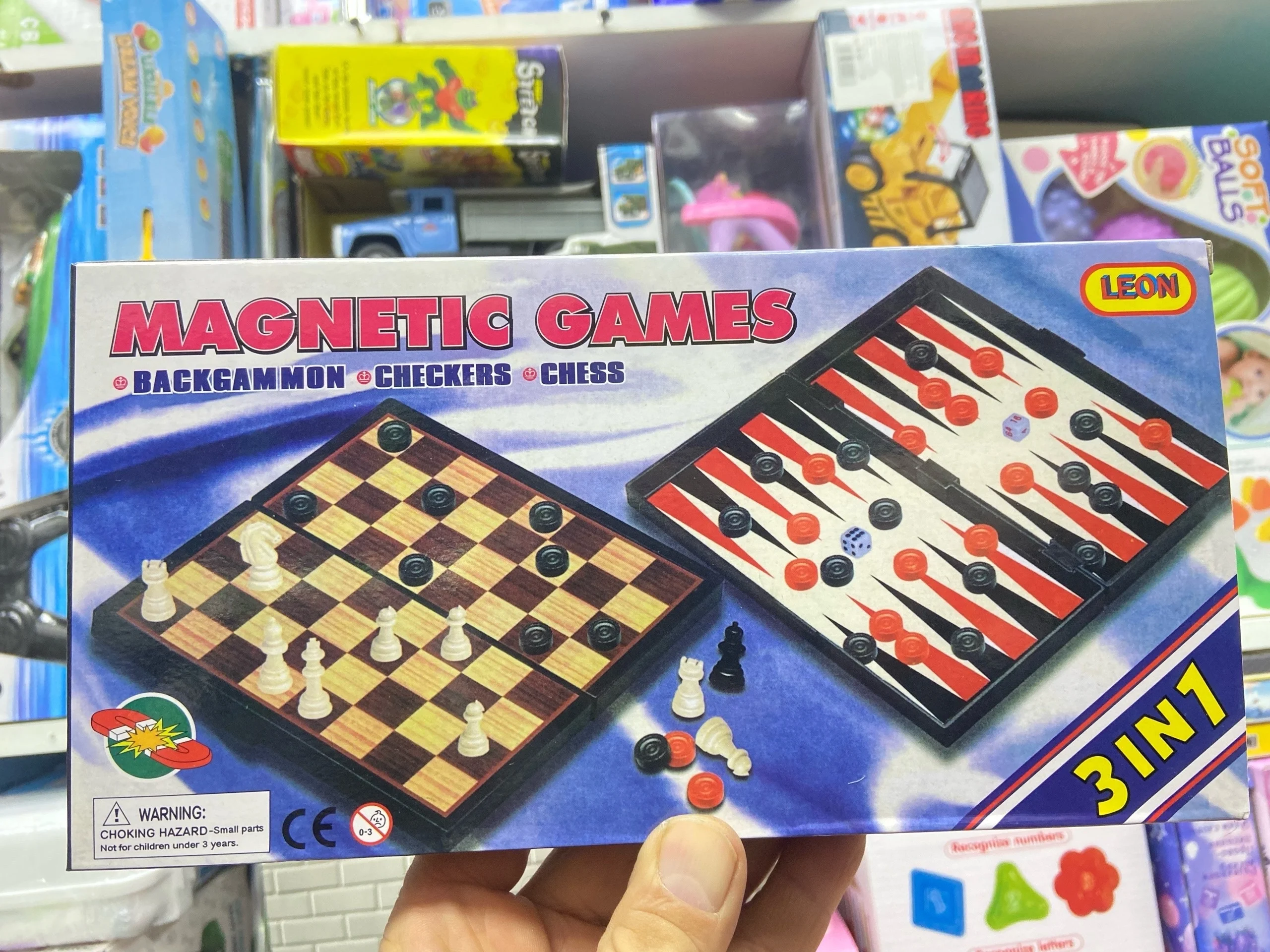 Настольная игра 3в1 . Цена 250