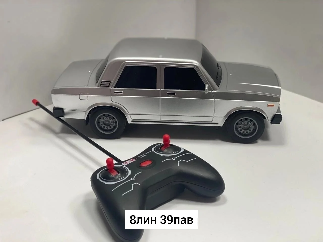 Игрушка, пластик Коллекционная машинка игрушка на радиоуправлении Жигули ВАЗ 2107 на аккум