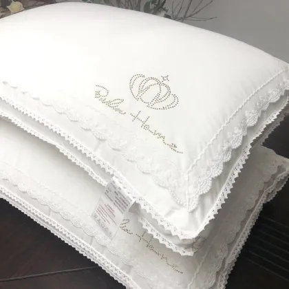 Новинка Подушка из серии Корона наполнител Натуральный шелк и микрогель Подушка это просто