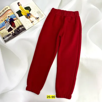 Цена штучно: 600руб Цена оптом: 500руб упак. 5шт=2500руб Спортивные штаны, трехнитка Разме