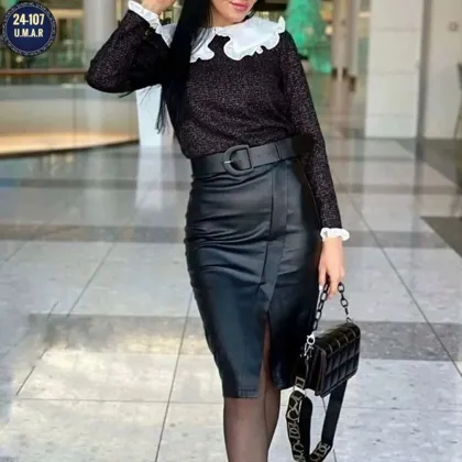 Есть в наличии Цена штучно: 600 руб Юбка, эко-кожа Размеры 46-48-50-52-54-56 Длина 63см в