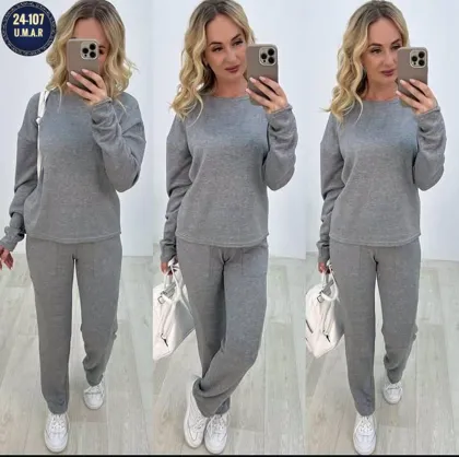 Стильная двойка в трех цветах Ткань:Ангора качество супер Размеры: 44 46 48 50 52