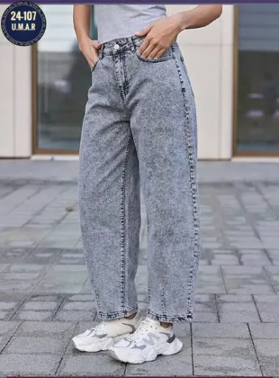 . НОВОЕ ПОСТУПЛЕНИЕ. Бомбические штаны джинс стрейч создают интересный стиль Смотрятся сов