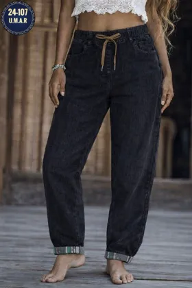 . НОВОЕ ПОСТУПЛЕНИЕ. Бомбические штаны джинс стрейч создают интересный стиль Смотрятся сов