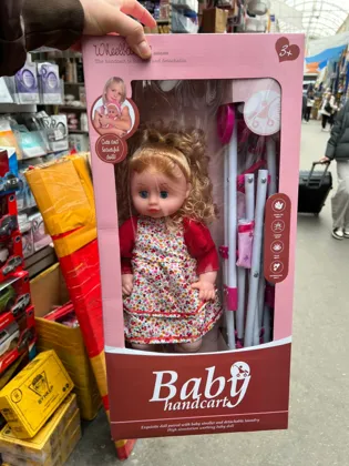 В наличии кукла с коляской Цена 1000 руб Место 9-37