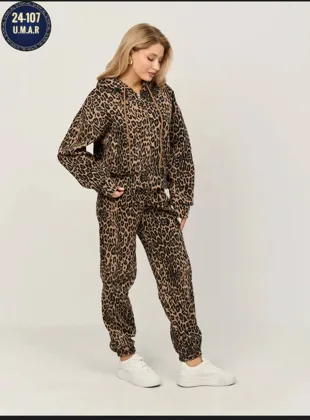 Получили Новинки Кастюм двойка Размеры 44-46-48-50 Качество супер Фабричный Китай Цена 800