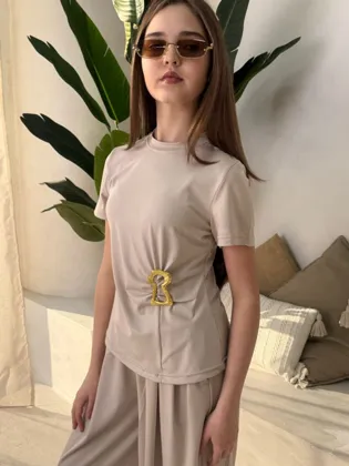 Цена штучно: 1400руб Цена оптом: 1300руб упак. 4шт=5200руб Костюм двойка, полиэстер Размер