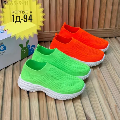 РАСПРОДАЖА ОБУВЬ КАК ФОТО . ЦЕНА ШТУК. 299 Рублей Без Выбора цвет Размер :26-27-28-29-30-3