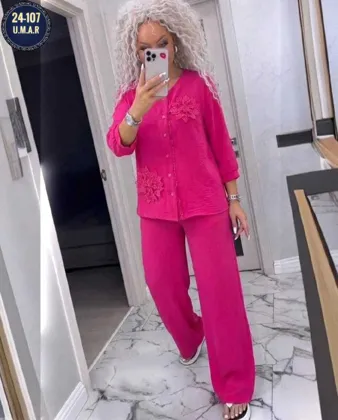 НОВИНКИ ПОЛУЧИЛИ КОСТЮМ ДВОЙКА ТКАНЬ: СИНГАПУР РАЗМЕРЫ: 50 52 54 56 ЦЕНА: 800 РУБЛЕЙ