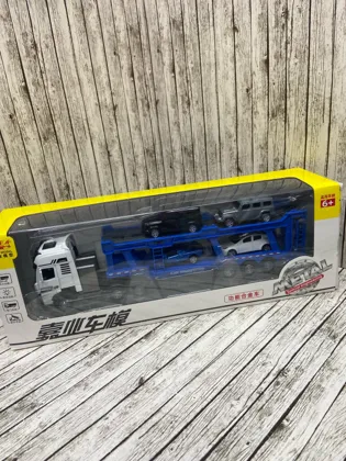 Грузовик с прицепом 1:50, инерционный, световые эффекты. Цена 1500 . Масштабная модель гру