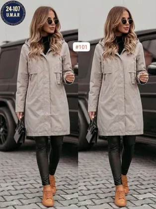 Ветровка в классически стиле подойдет для прогулок и активного отдыха на работе Очень стил