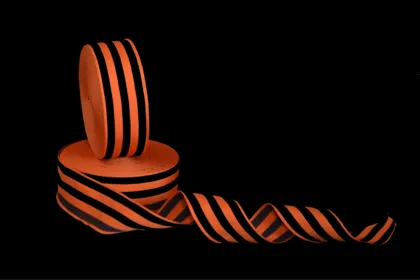 Георгиевская лента в наличии Длина 10 метров Ширина 3 см Хорошее качество Яркий дизайн