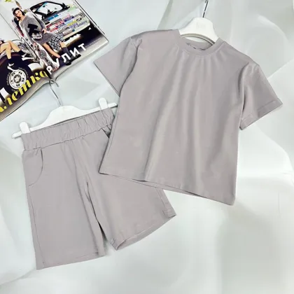 Цена штучно: 1000руб Цена оптом: 800руб упак. 5шт=4000руб Футболка, трикотаж Размеры 104-1