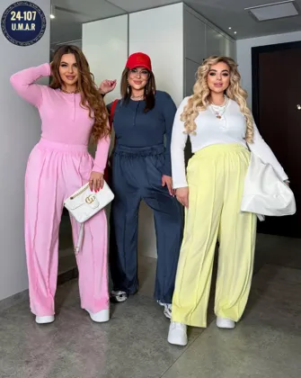 Новое Поступление Брюк Палаццо Материал Велюровый Хб тянется и удобно садится по фигуре. С